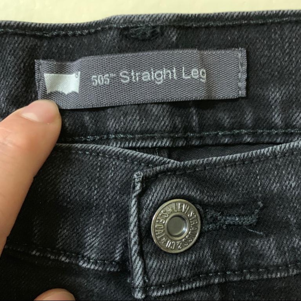 Levi’s jeans 505 women straight leg size 8